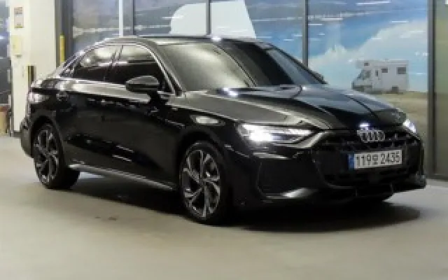 스타렉스밴 중고차 A3(8Y) 40 TFSI 프리미엄 매물 사진 7 - 2025/06 14,361km