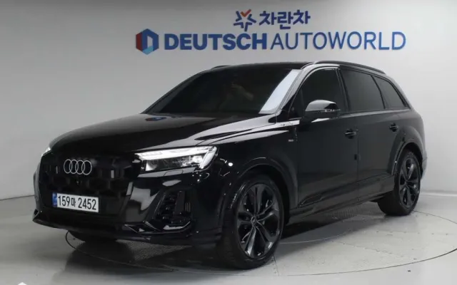 스타렉스밴 중고차 Q7 (4M) 55 TFSI 콰트로 프리미엄 매물 사진 12 - 2025/10 12,605km