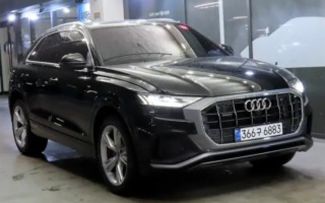 스타렉스밴 중고차 Q8 45 TDI 콰트로 프리미엄 매물 사진 3 - 2024/12 38,169km